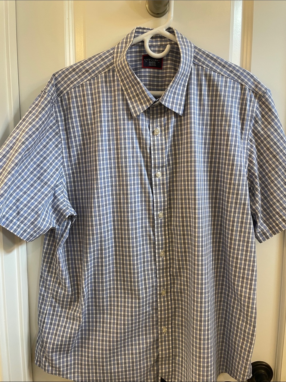UNTUCKit Short-Sleeve Button-Down Shirt - Blue & White Check